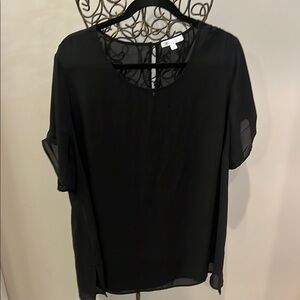 DR2 Black Relaxed Cuffed Sleeve Blouse
